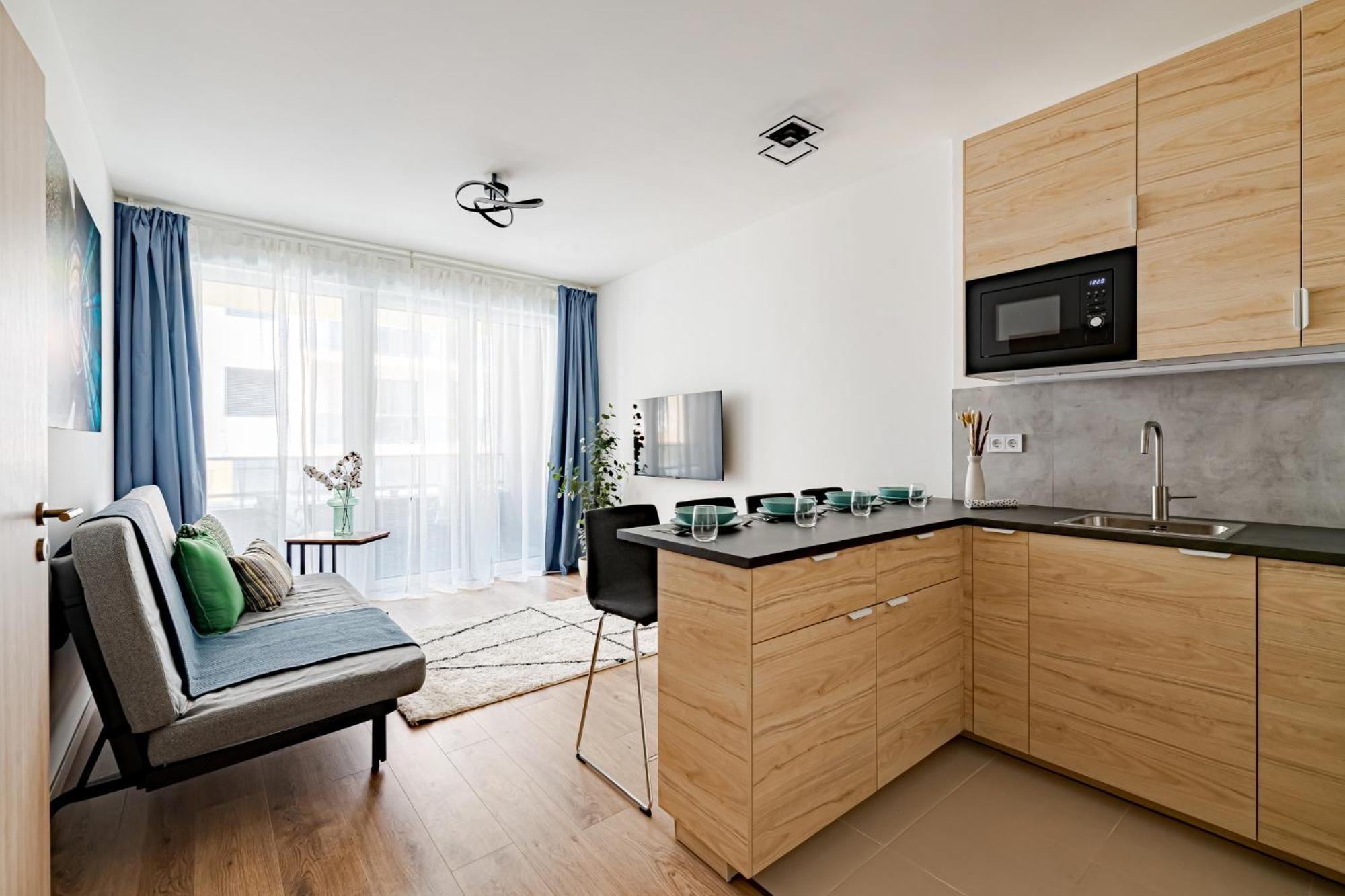 Westside Garden By Urbanrent Apartahotel