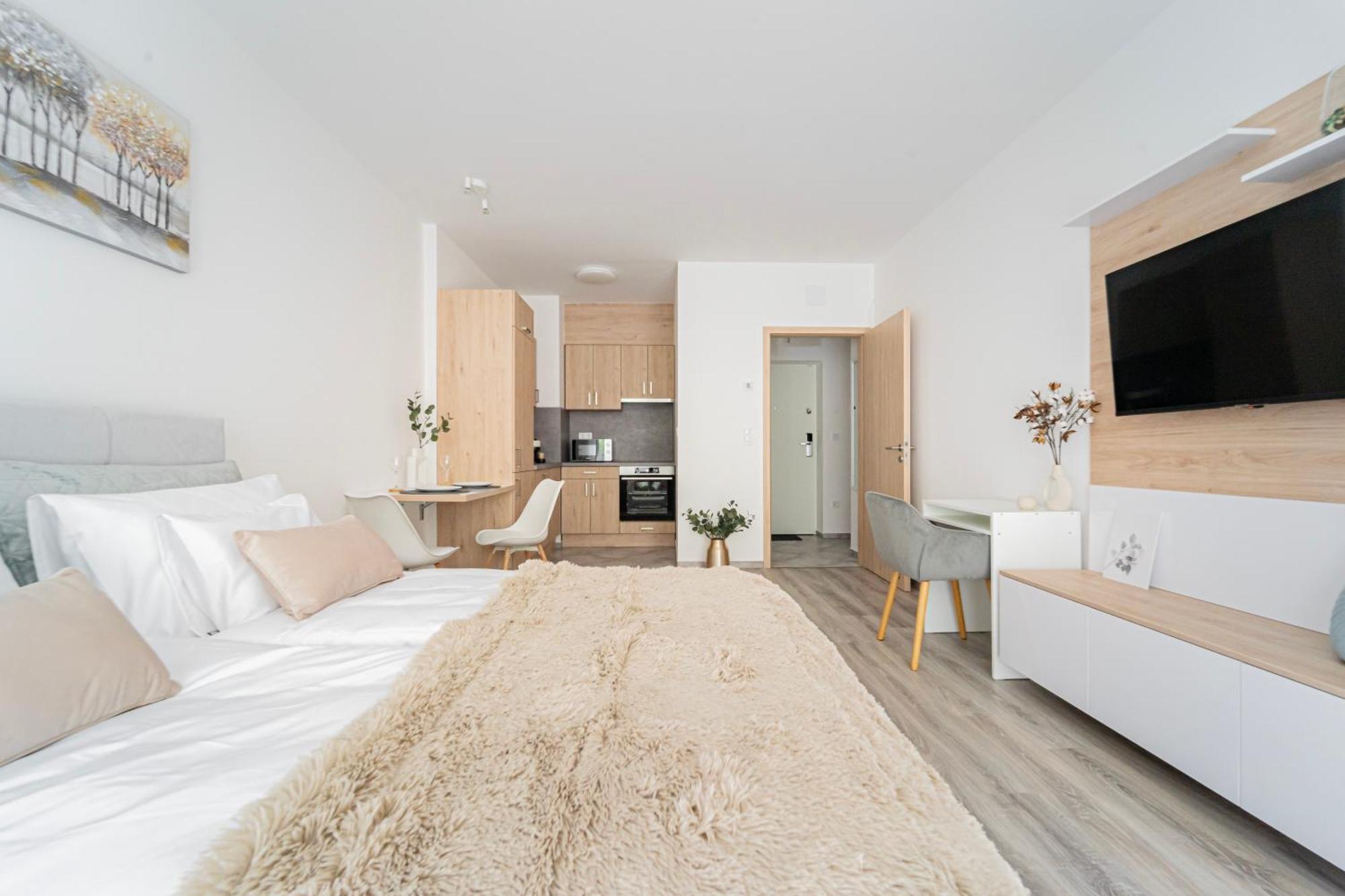 Westside Garden By Urbanrent Apartahotel