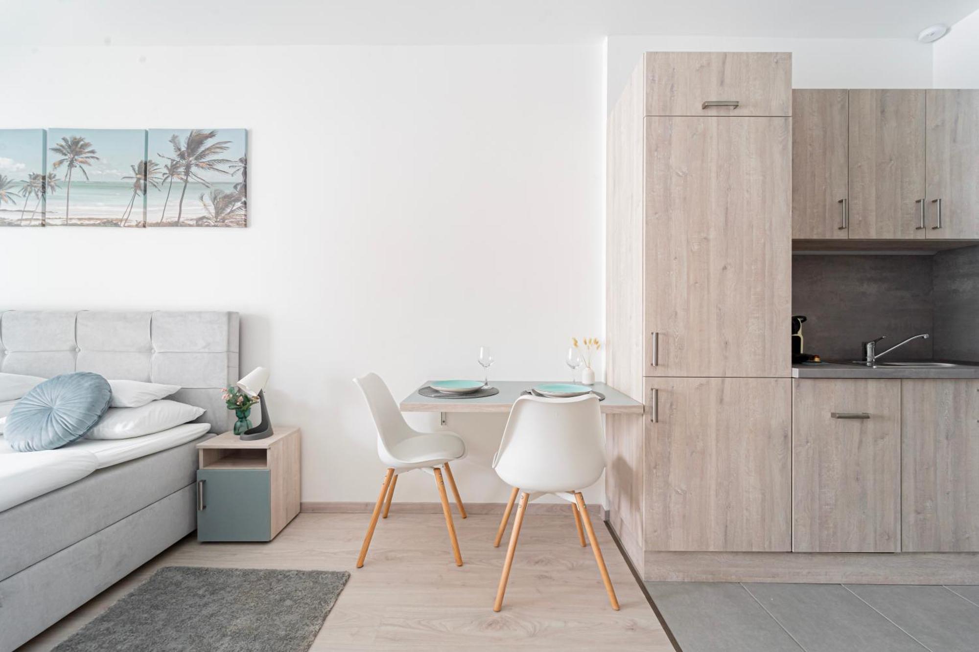 Apartahotel Westside Garden By Urbanrent *